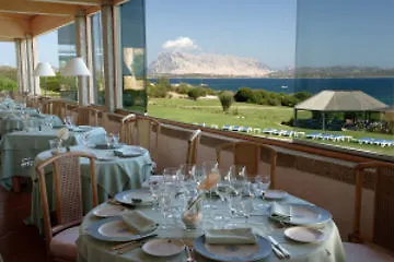 Due Lune Puntaldia Resort & Golf 5*, San Teodoro (Sardinia)